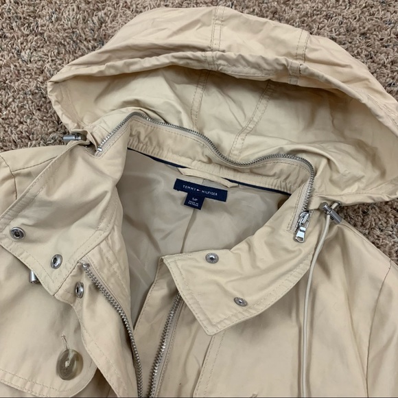 Tommy Hilfiger Cream Soft Shell Lightweight Coat Jacket - Picture 4 of 16
